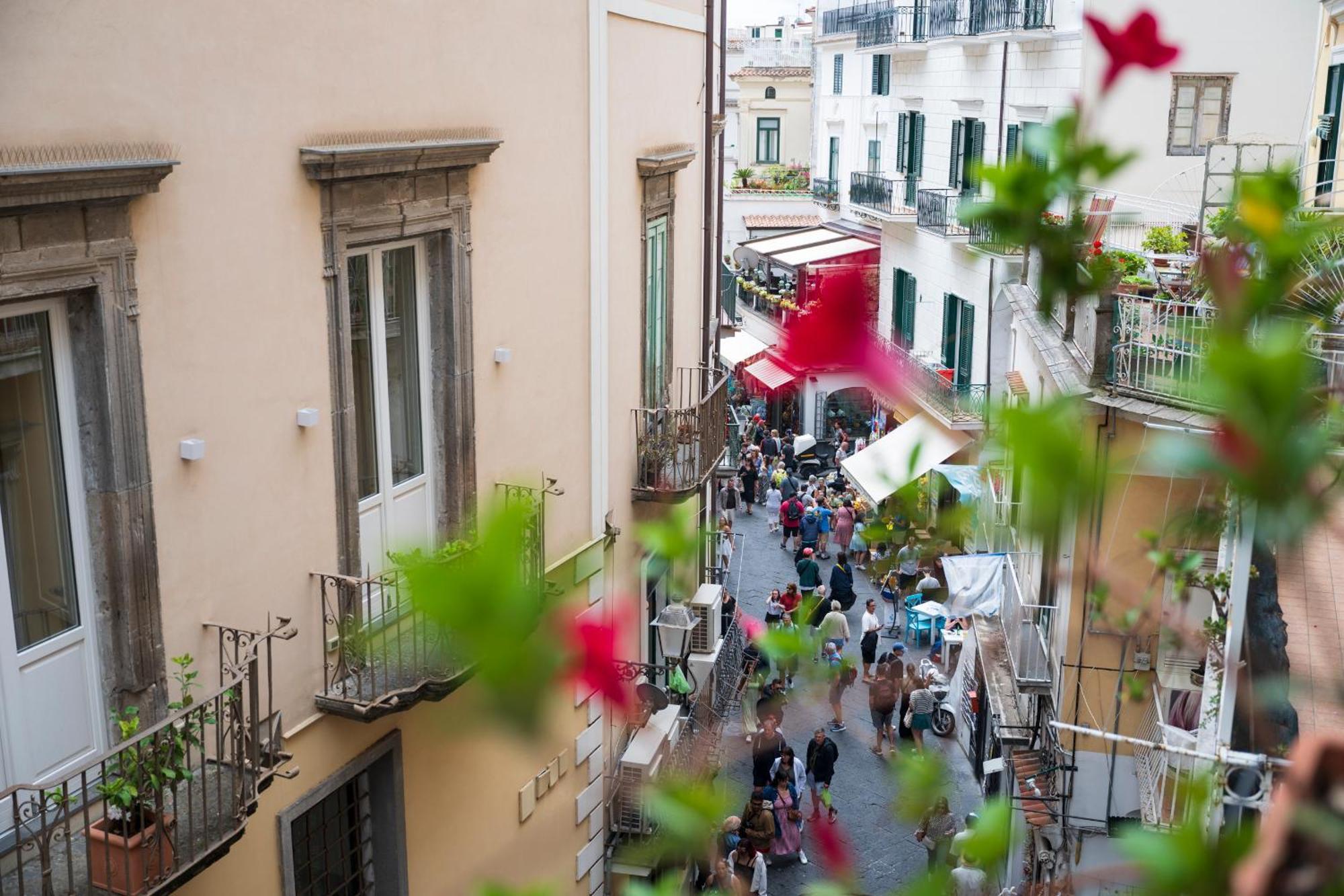 Aparthotel Antica Repubblica In Amalfi Center At 100Mt From The Sea ภายนอก รูปภาพ